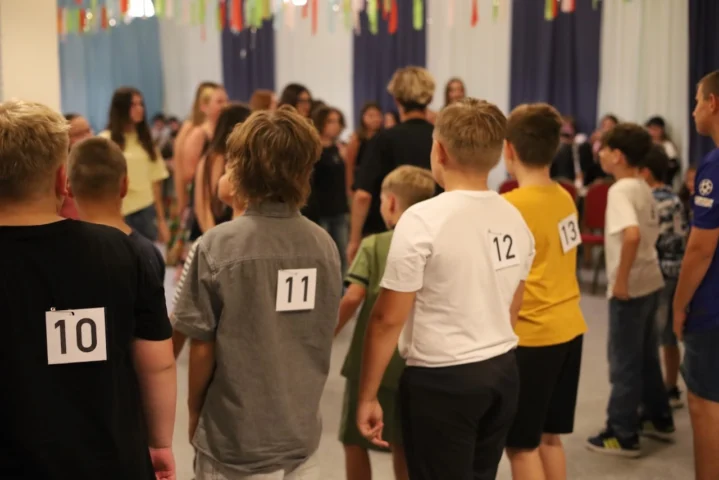 deti v letnom tábore Fantázia – 6. fantastický turnus 2026, 3. deň, Let's dance – fotka 26 z 133