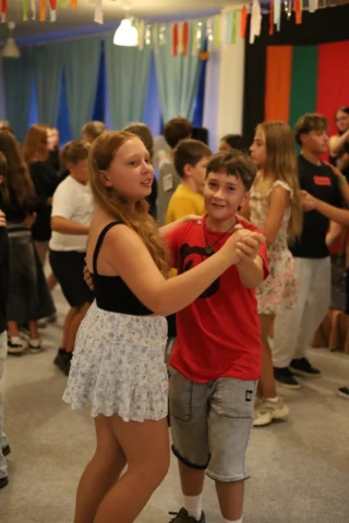 deti v letnom tábore Fantázia – 6. fantastický turnus 2026, 3. deň, Let's dance – fotka 45 z 133