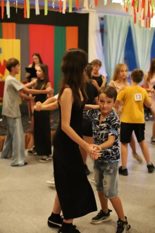 deti v letnom tábore Fantázia – 6. fantastický turnus 2026, 3. deň, Let's dance – fotka 52 z 133