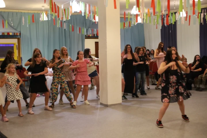 deti v letnom tábore Fantázia – 6. fantastický turnus 2026, 3. deň, Let's dance – fotka 24 z 133