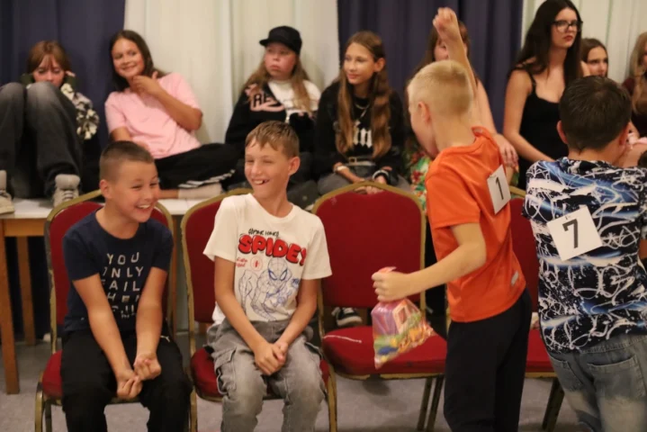 deti v letnom tábore Fantázia – 6. fantastický turnus 2026, 3. deň, Let's dance – fotka 90 z 133