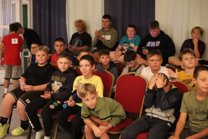 deti v letnom tábore Fantázia – 6. fantastický turnus 2026, 3. deň, Let's dance – fotka 22 z 133