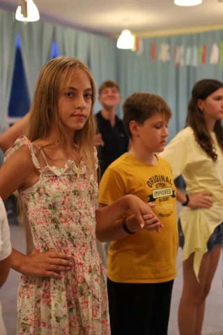deti v letnom tábore Fantázia – 6. fantastický turnus 2026, 3. deň, Let's dance – fotka 71 z 133