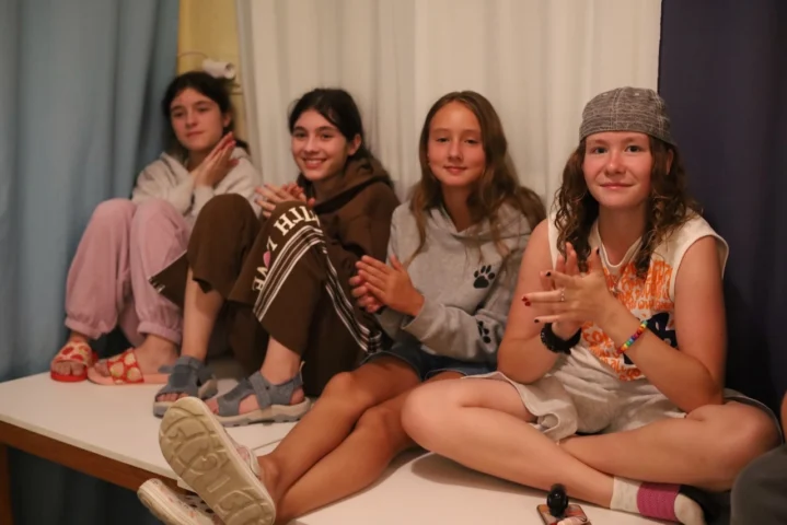 deti v letnom tábore Fantázia – 6. fantastický turnus 2026, 3. deň, Let's dance – fotka 13 z 133