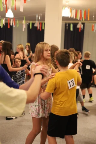 deti v letnom tábore Fantázia – 6. fantastický turnus 2026, 3. deň, Let's dance – fotka 47 z 133