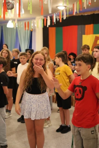deti v letnom tábore Fantázia – 6. fantastický turnus 2026, 3. deň, Let's dance – fotka 66 z 133