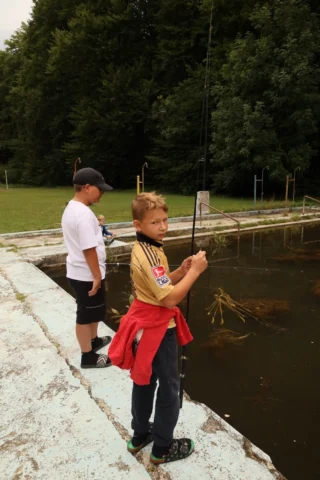deti v letnom tábore Fantázia – 6. fantastický turnus 2026, 3. deň, Fantastické kluby dopoludnia – fotka 72 z 109