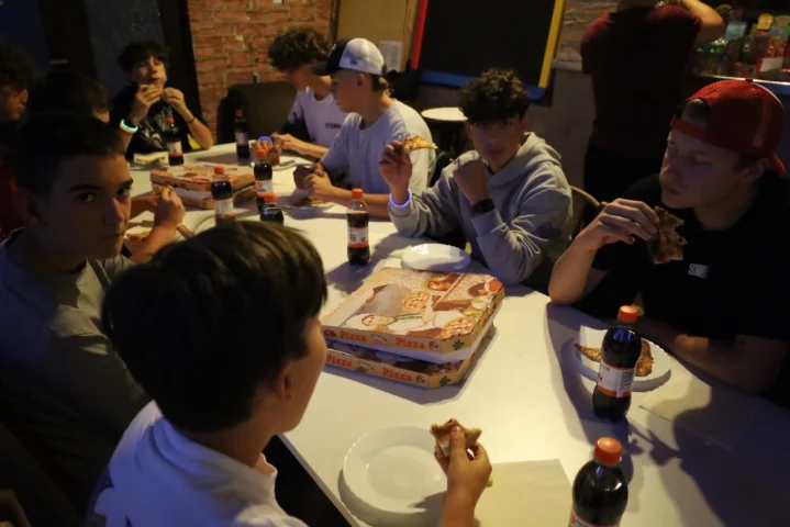 deti v letnom tábore Fantázia – 1. fantastický turnus 2026, 5. deň, Pizza párty – fotka 6 z 14