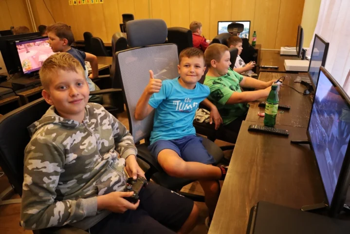 deti v letnom tábore Fantázia – 1. fantastický turnus 2026, 5. deň, Fantastiské kluby popoludni – fotka 33 z 75