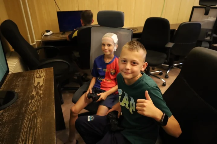 deti v letnom tábore Fantázia – 1. fantastický turnus 2026, 5. deň, Fantastiské kluby popoludni – fotka 29 z 75
