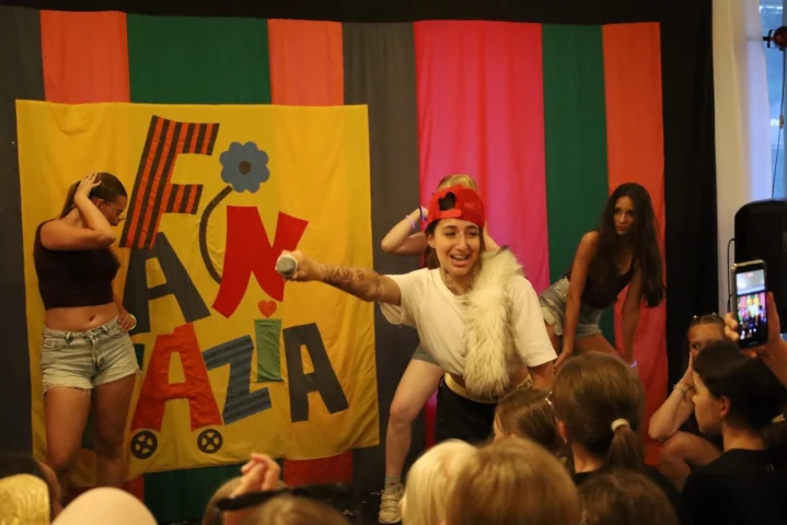 deti v letnom tábore Fantázia – 1. fantastický turnus 2026, 5. deň, Hudobný festival – fotka 129 z 137
