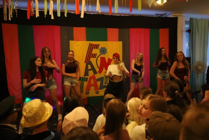 deti v letnom tábore Fantázia – 1. fantastický turnus 2026, 5. deň, Hudobný festival – fotka 127 z 137