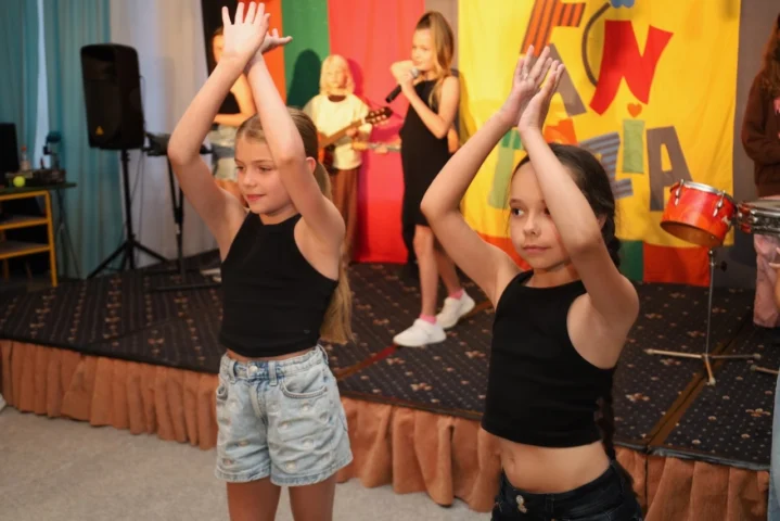 deti v letnom tábore Fantázia – 1. fantastický turnus 2026, 5. deň, Hudobný festival – fotka 33 z 137