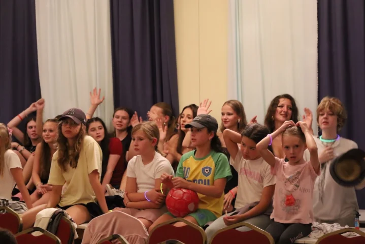 deti v letnom tábore Fantázia – 1. fantastický turnus 2026, 5. deň, Hudobný festival – fotka 104 z 137
