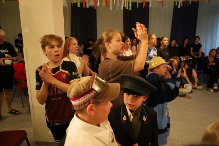 deti v letnom tábore Fantázia – 1. fantastický turnus 2026, 5. deň, Hudobný festival – fotka 81 z 137