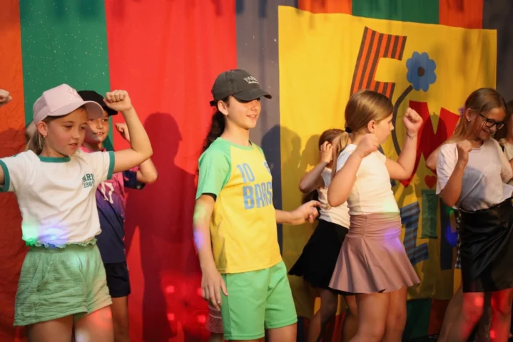 deti v letnom tábore Fantázia – 1. fantastický turnus 2026, 5. deň, Hudobný festival – fotka 58 z 137