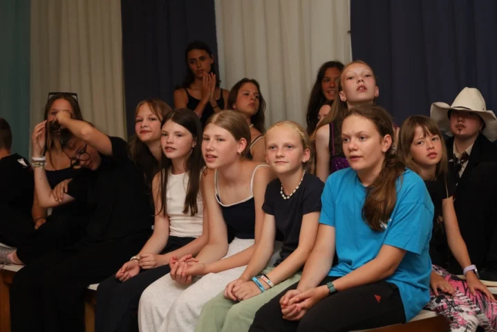 deti v letnom tábore Fantázia – 1. fantastický turnus 2026, 5. deň, Hudobný festival – fotka 51 z 137