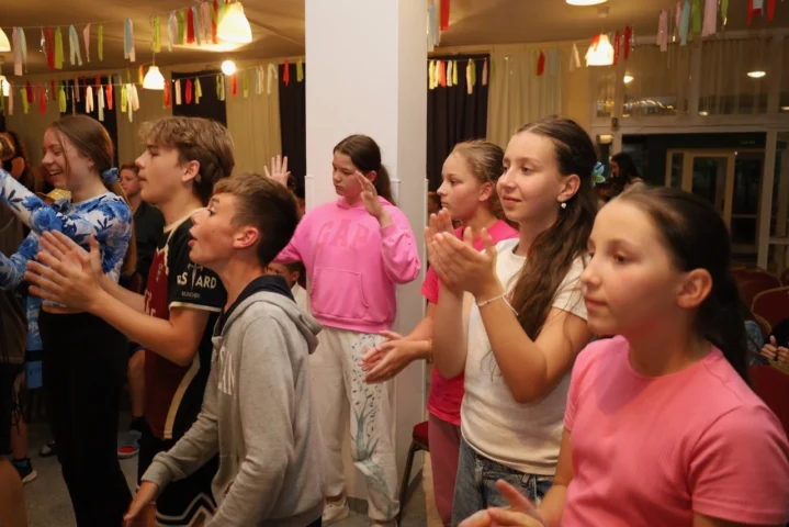 deti v letnom tábore Fantázia – 1. fantastický turnus 2026, 5. deň, Hudobný festival – fotka 46 z 137