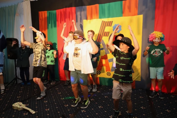 deti v letnom tábore Fantázia – 1. fantastický turnus 2026, 5. deň, Hudobný festival – fotka 72 z 137