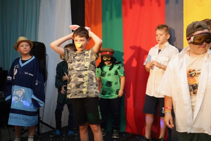 deti v letnom tábore Fantázia – 1. fantastický turnus 2026, 5. deň, Hudobný festival – fotka 73 z 137