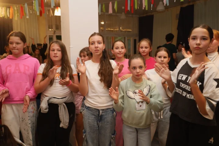deti v letnom tábore Fantázia – 1. fantastický turnus 2026, 5. deň, Hudobný festival – fotka 27 z 137