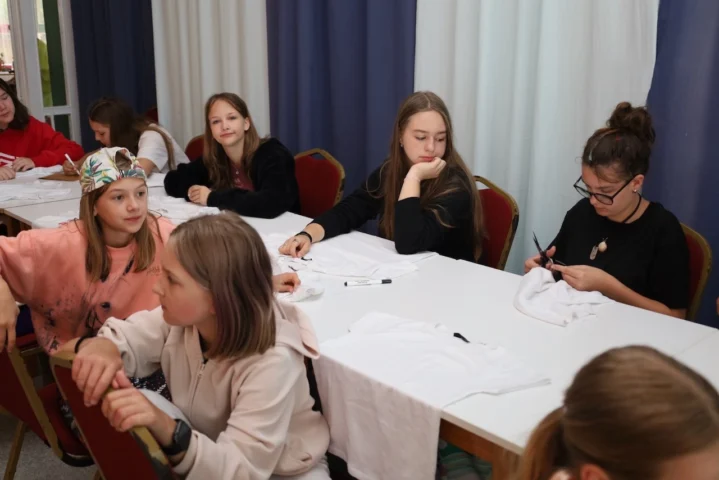 deti v letnom tábore Fantázia – 1. fantastický turnus 2026, 5. deň, Fantastické kluby dopoludnia – fotka 13 z 101