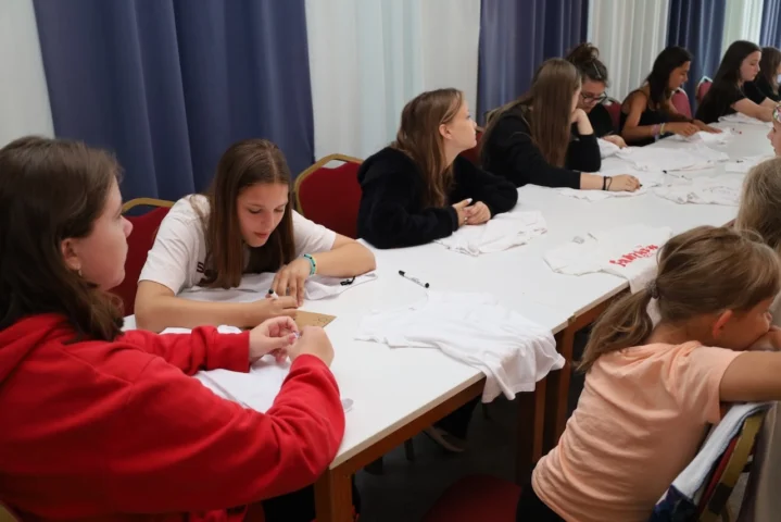 deti v letnom tábore Fantázia – 1. fantastický turnus 2026, 5. deň, Fantastické kluby dopoludnia – fotka 12 z 101