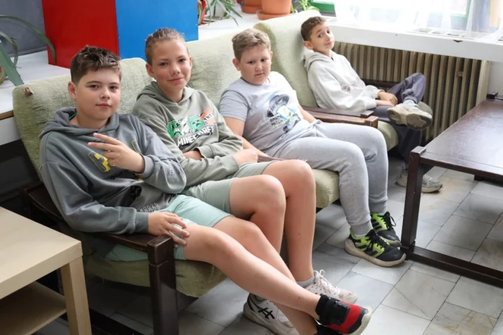 deti v letnom tábore Fantázia – 1. fantastický turnus 2026, 5. deň, Fantastické kluby dopoludnia – fotka 6 z 101