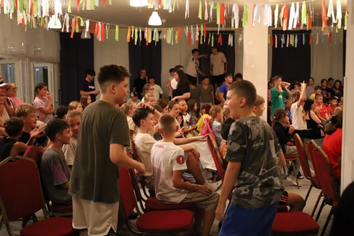 deti v letnom tábore Fantázia – 1. fantastický turnus 2026, 1. deň, Tipovačka – fotka 77 z 100