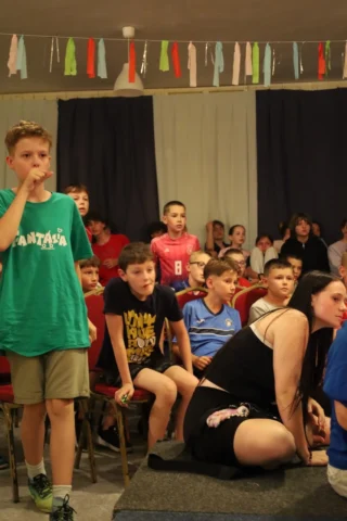 deti v letnom tábore Fantázia – 1. fantastický turnus 2026, 1. deň, Tipovačka – fotka 90 z 100