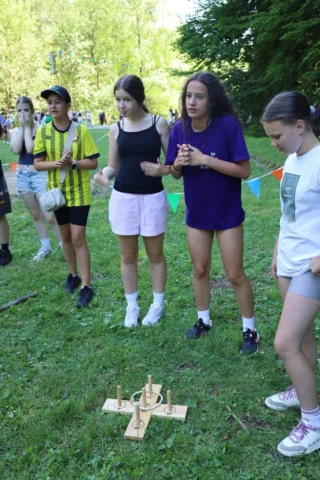 deti v letnom tábore Fantázia – 1. fantastický turnus 2026, 3. deň, Traf to! – fotka 54 z 113