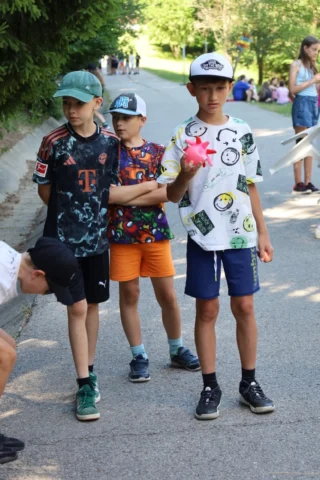 deti v letnom tábore Fantázia – 1. fantastický turnus 2026, 3. deň, Traf to! – fotka 96 z 113