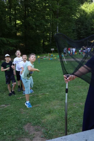 deti v letnom tábore Fantázia – 1. fantastický turnus 2026, 3. deň, Traf to! – fotka 34 z 113