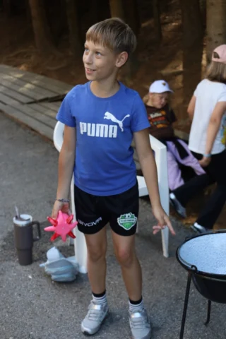 deti v letnom tábore Fantázia – 1. fantastický turnus 2026, 3. deň, Traf to! – fotka 100 z 113
