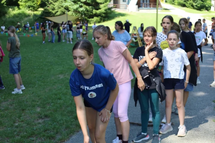 deti v letnom tábore Fantázia – 1. fantastický turnus 2026, 3. deň, Traf to! – fotka 26 z 113