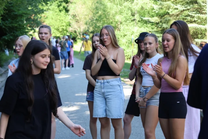 deti v letnom tábore Fantázia – 1. fantastický turnus 2026, 3. deň, Traf to! – fotka 89 z 113