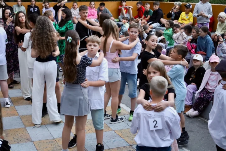 deti v letnom tábore Fantázia – 1. fantastický turnus 2026, 3. deň, Let's dance – fotka 92 z 117