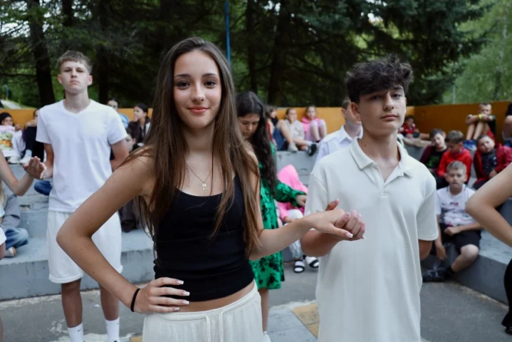 deti v letnom tábore Fantázia – 1. fantastický turnus 2026, 3. deň, Let's dance – fotka 48 z 117