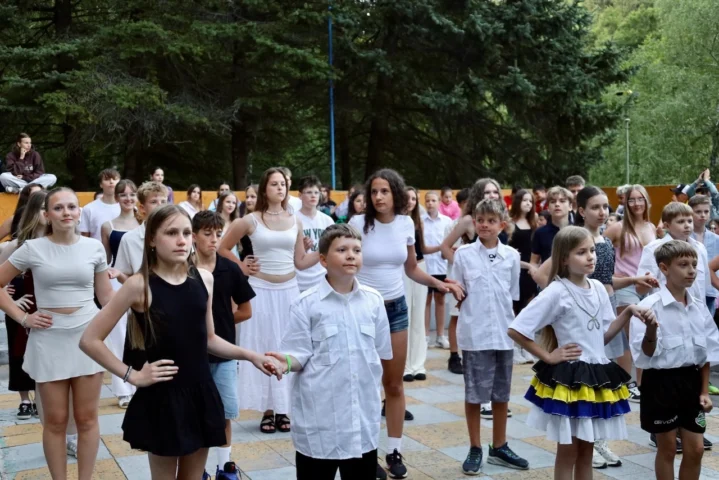 deti v letnom tábore Fantázia – 1. fantastický turnus 2026, 3. deň, Let's dance – fotka 85 z 117