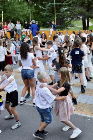 deti v letnom tábore Fantázia – 1. fantastický turnus 2026, 3. deň, Let's dance – fotka 50 z 117