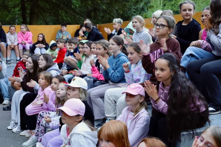 deti v letnom tábore Fantázia – 1. fantastický turnus 2026, 3. deň, Let's dance – fotka 11 z 117