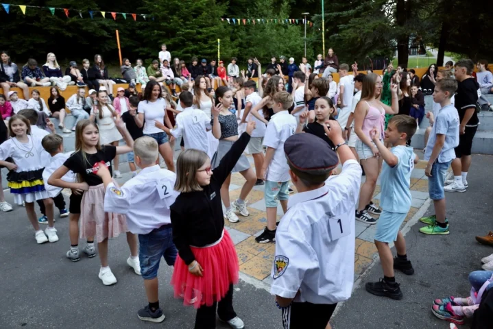deti v letnom tábore Fantázia – 1. fantastický turnus 2026, 3. deň, Let's dance – fotka 76 z 117