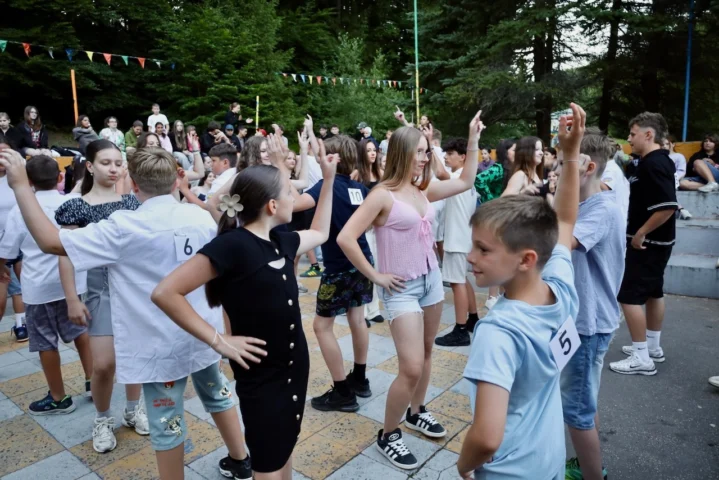 deti v letnom tábore Fantázia – 1. fantastický turnus 2026, 3. deň, Let's dance – fotka 78 z 117
