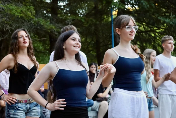 deti v letnom tábore Fantázia – 1. fantastický turnus 2026, 3. deň, Let's dance – fotka 47 z 117