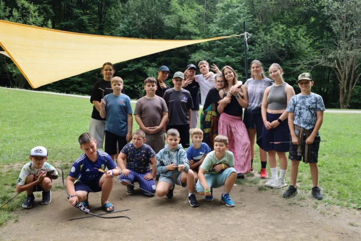 deti v letnom tábore Fantázia – 1. fantastický turnus 2026, 3. deň, Fantastické kluby dopoludnia – fotka 89 z 111