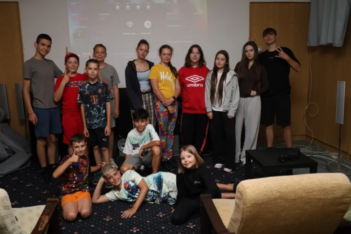 deti v letnom tábore Fantázia – 1. fantastický turnus 2026, 3. deň, Fantastické kluby dopoludnia – fotka 71 z 111