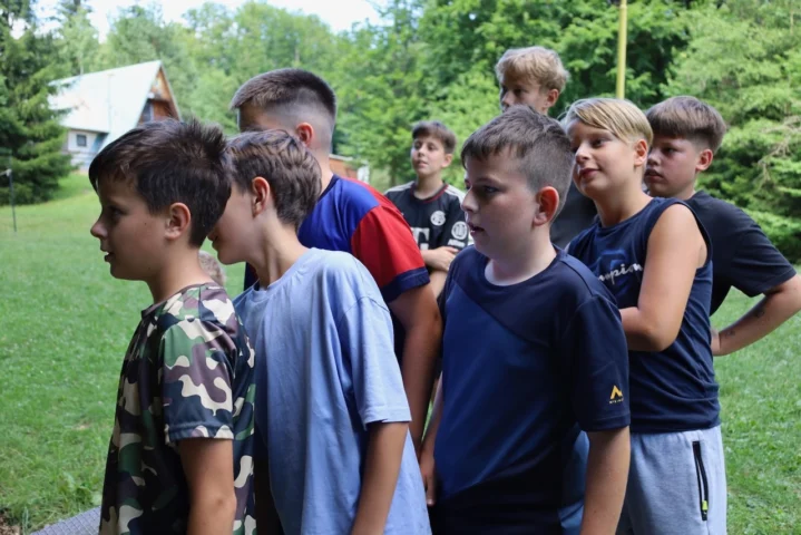 deti v letnom tábore Fantázia – 2. fantastický turnus 2026, 4. deň, Traf to! – fotka 102 z 119