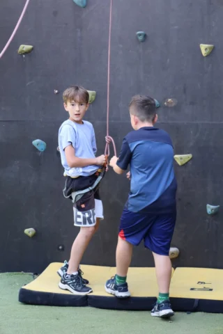 deti v letnom tábore Fantázia – 2. fantastický turnus 2026, 4. deň, Kluby popoludní – fotka 41 z 82