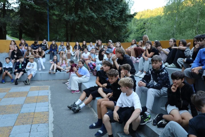 deti v letnom tábore Fantázia – 2. fantastický turnus 2026, 4. deň, Fantázia má talent – fotka 3 z 78