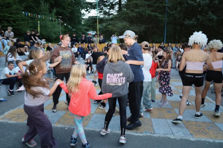 deti v letnom tábore Fantázia – 2. fantastický turnus 2026, 4. deň, Fantázia má talent – fotka 71 z 78